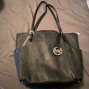 MK Purse